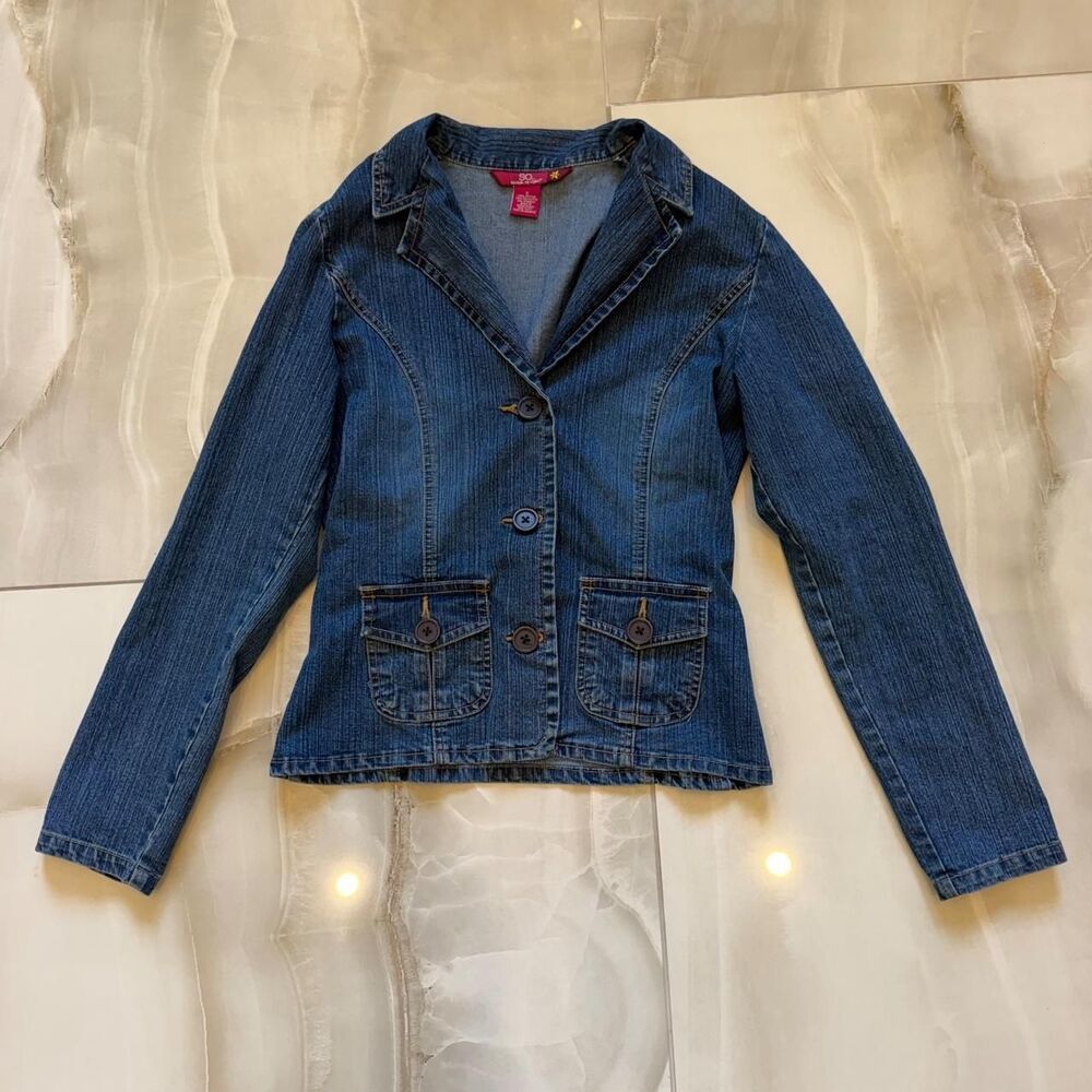 so… y2k fitted denim jacket